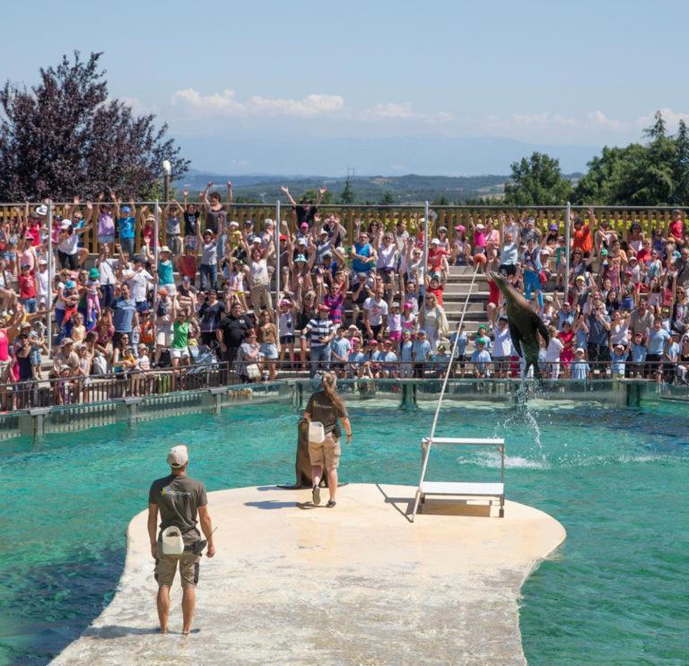 Le Chalet Du Parc Annonay Bagian luar foto